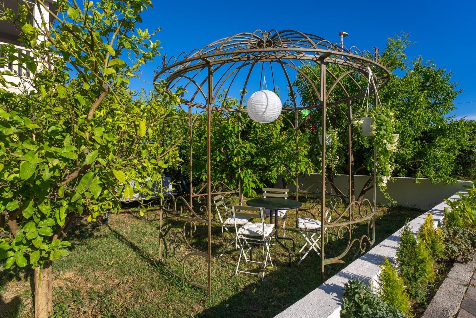 Storge Boutique Bed & Breakfast Omiš Exterior foto
